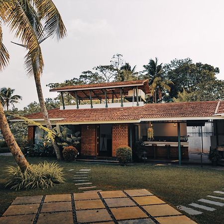 Villa Bamboonest Riverside Kochi Exterior foto