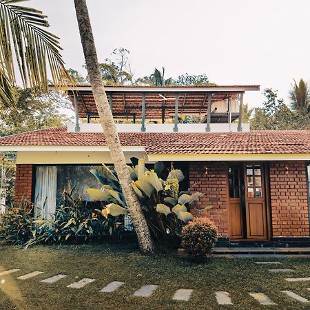 Villa Bamboonest Riverside Kochi Exterior foto